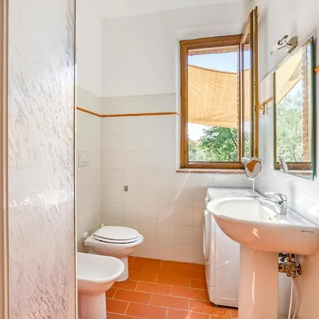 Stunning In With Kitchen Holiday home *